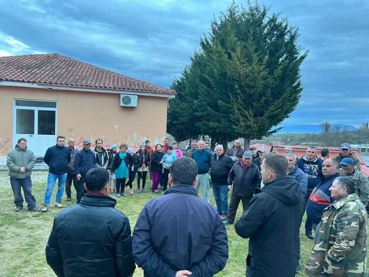 Elton Bano, takime intensive në fshatrat e Lushnjës, hodhen piketat e ndryshimeve të mëdha