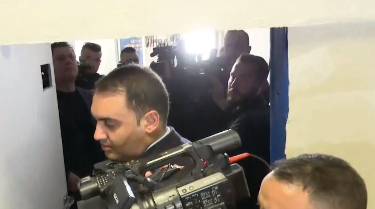 Rithemelimi, ‘inspektim’ te zyrat e PD, vijon procesi i kalimit të ‘pushtetit’