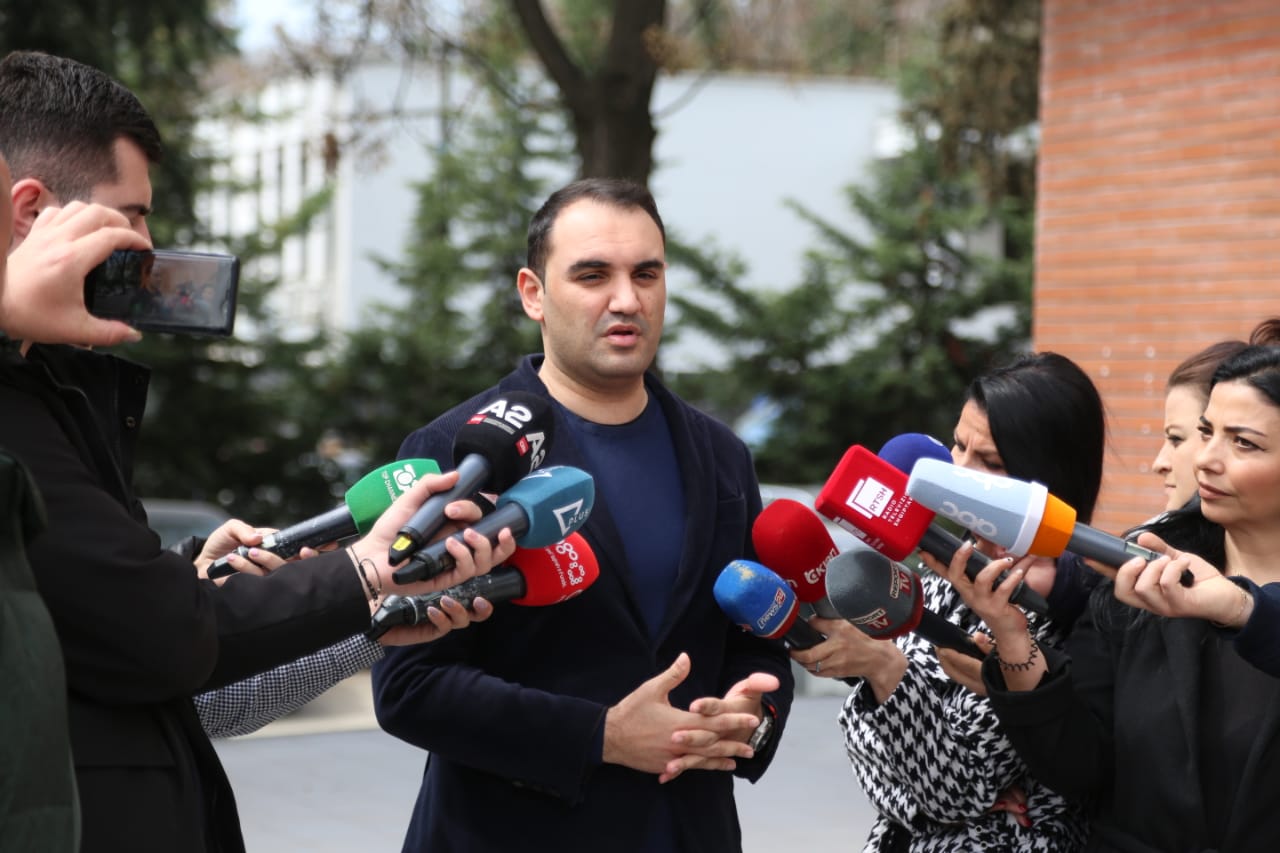 KËLLIÇI/ PD i kërkon Ramës të mos bllokojë  arrestimin e Alqi Bllakos