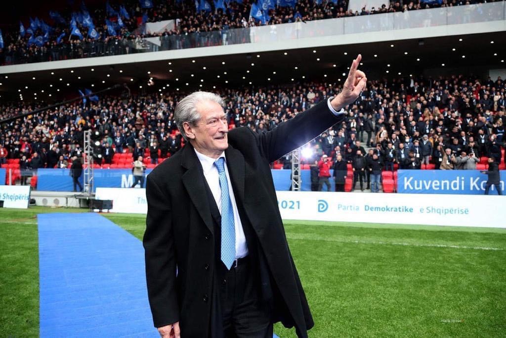 Reagon Berisha pas dorëheqjes së Bashës