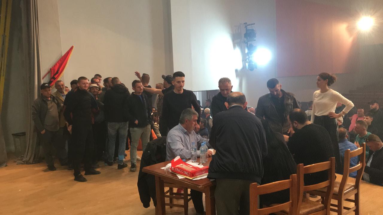 Mbyllet votimi në Bulqizë, fiton në garë mjeku i njohur i qytetit