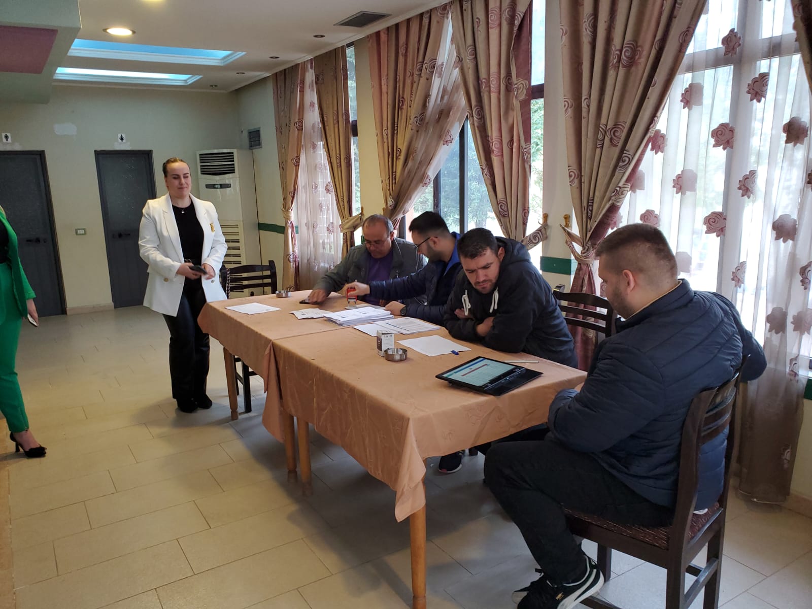 PD mban zgjedhjet në 14 degë, kush janë kandidatët në garë