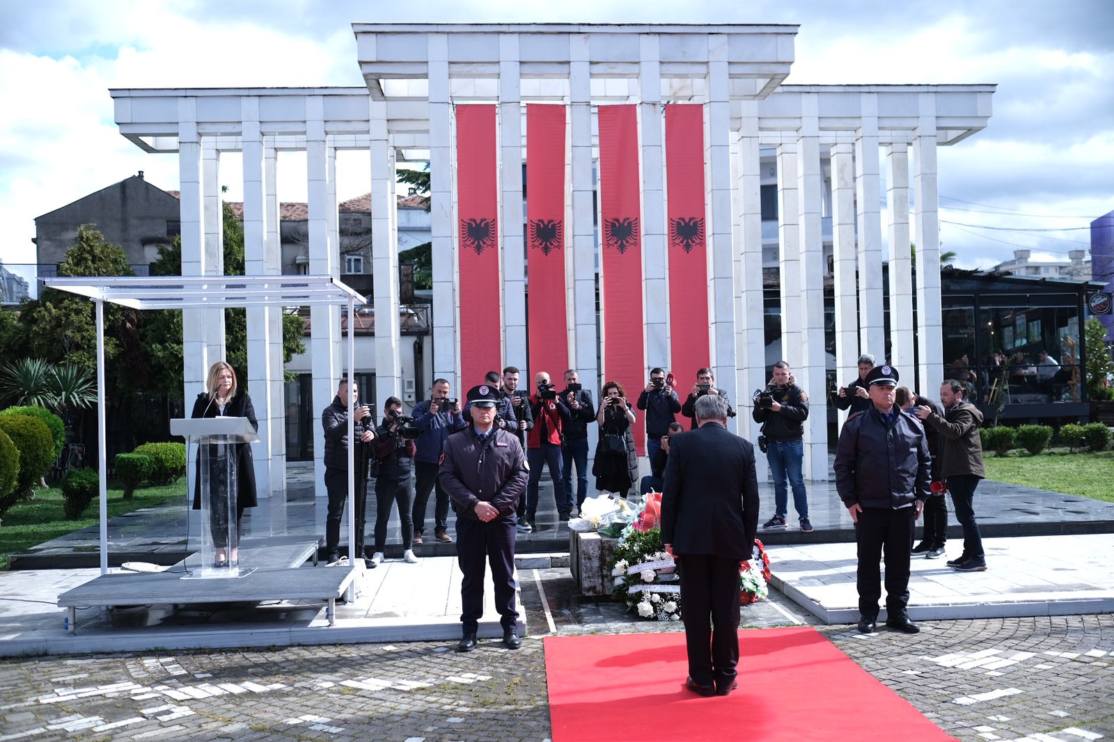 Berisha, homazhe për 2 prillin në Shkodër, thirrje të rinjve për protesta kundër qeverisë