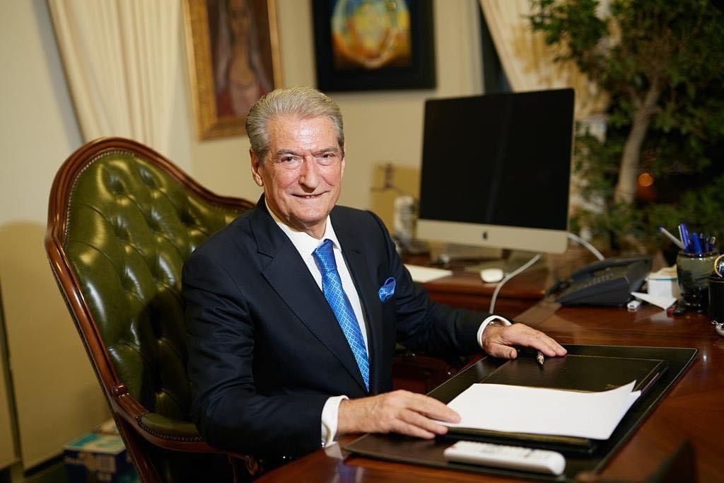 Lindita Nikolla ‘josh’ Berishën me lekët e dietave, përgjigja e ish kryeministrit