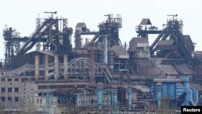 Ushtria ruse po sulmon fabrikën e Azovstalit në Mariupol. 2000 ushtarë ukrainas brenda saj