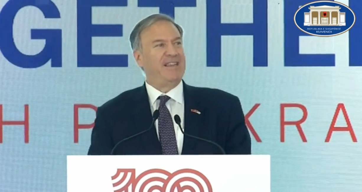 Pompeo: Nuk ka rëndësi kush është në pushtet, rëndësi ka të luftohet korrupsioni dhe forcohet demokracia