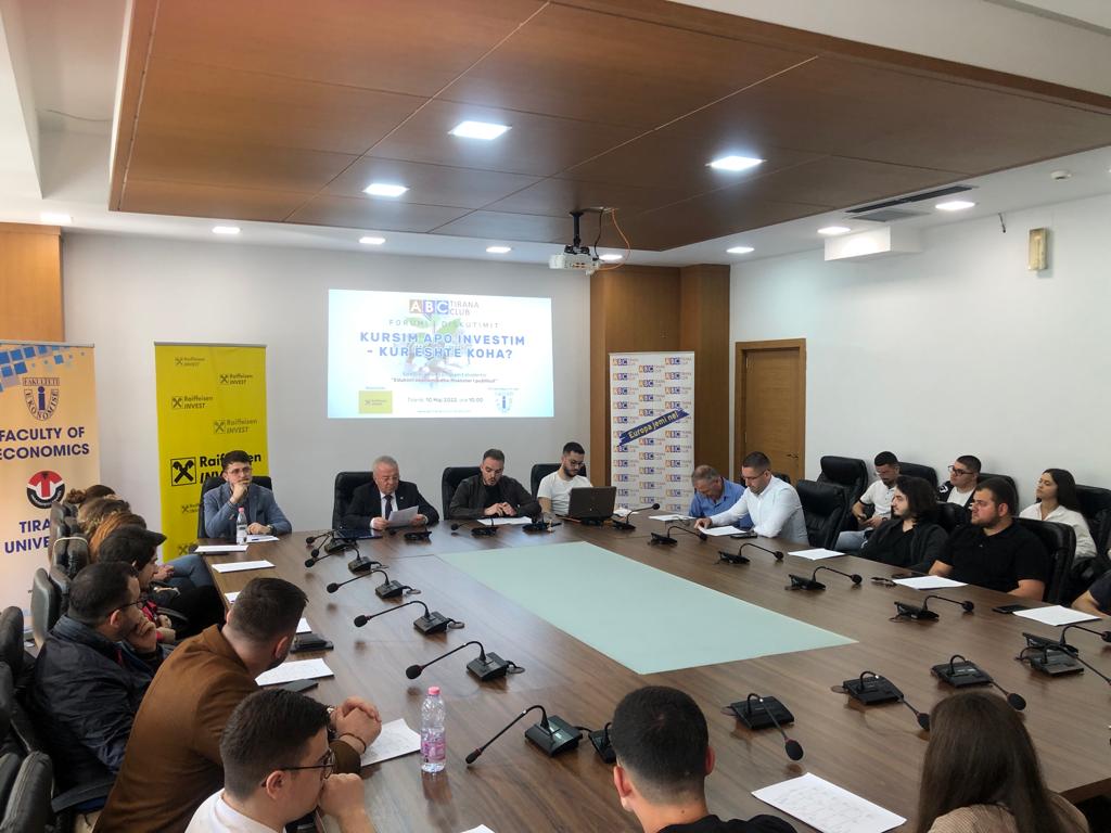 Forumi/ Kursimi apo investimi – kur është koha?