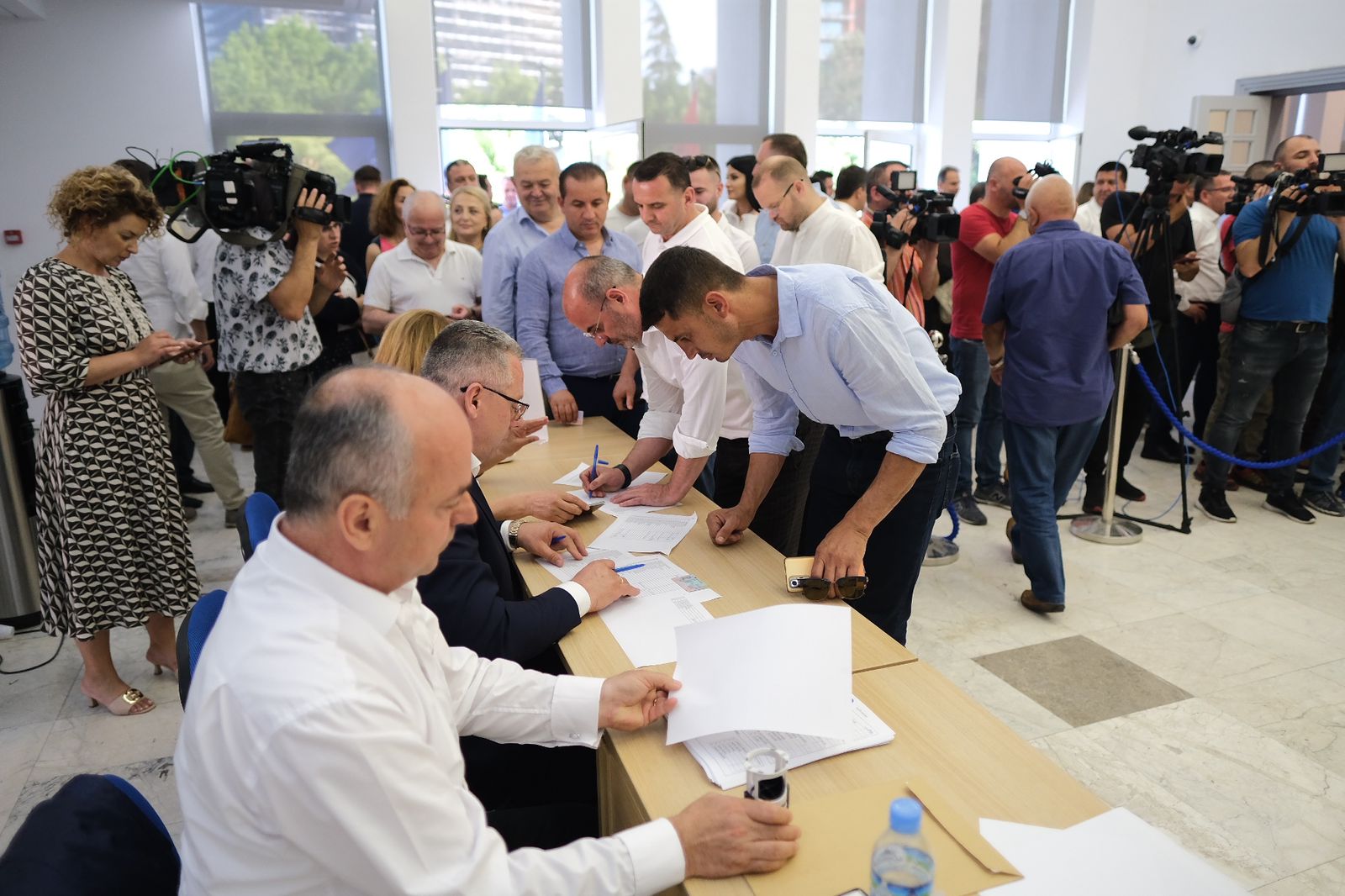 “Rama, ky Duman i pushtetit”! Berisha paralajmëron lëvizje të shpejta kundër qeverisë