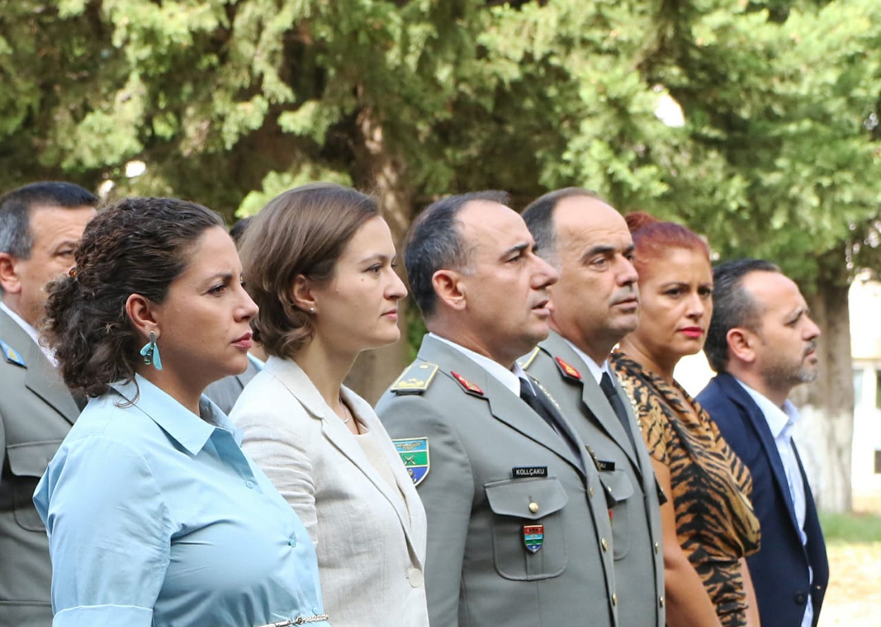 Bajram Begaj e pranon propozimin për President. E gradoi Meta Gjeneral Major