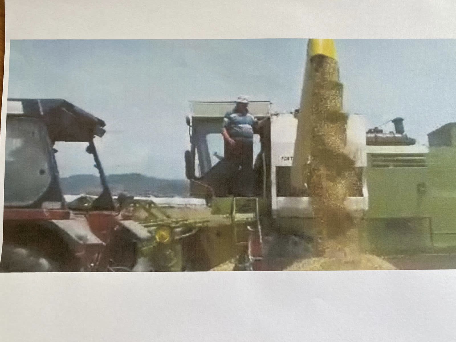 SPAK bllokon autokombajnën e grurit si pasuri kriminale, 240 banorë të Kozarës shkojnë në gjyq