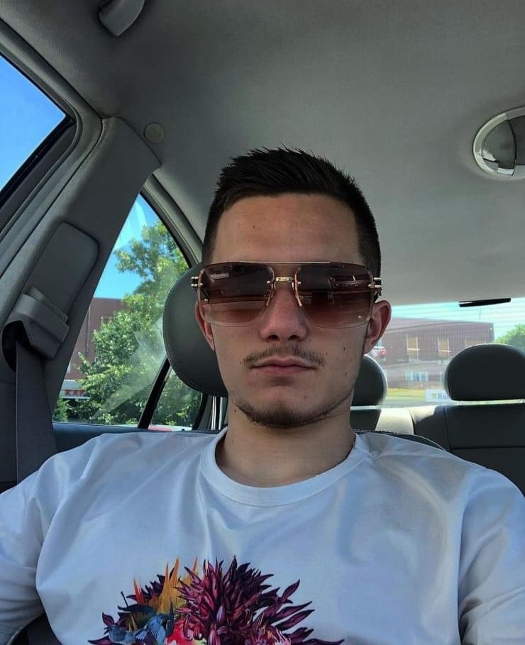 Ky është i riu nga Saranda që humbi jetën këtë mbrëmje nga rrëzimi i kalçetos