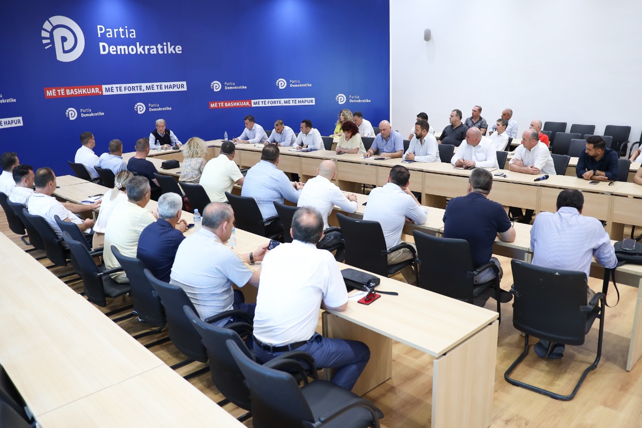 Paratë e vjedhura i fshehin në emra të gjallësh, të vdekurish e në azile. Prisni se ky është vetëm fillimi!