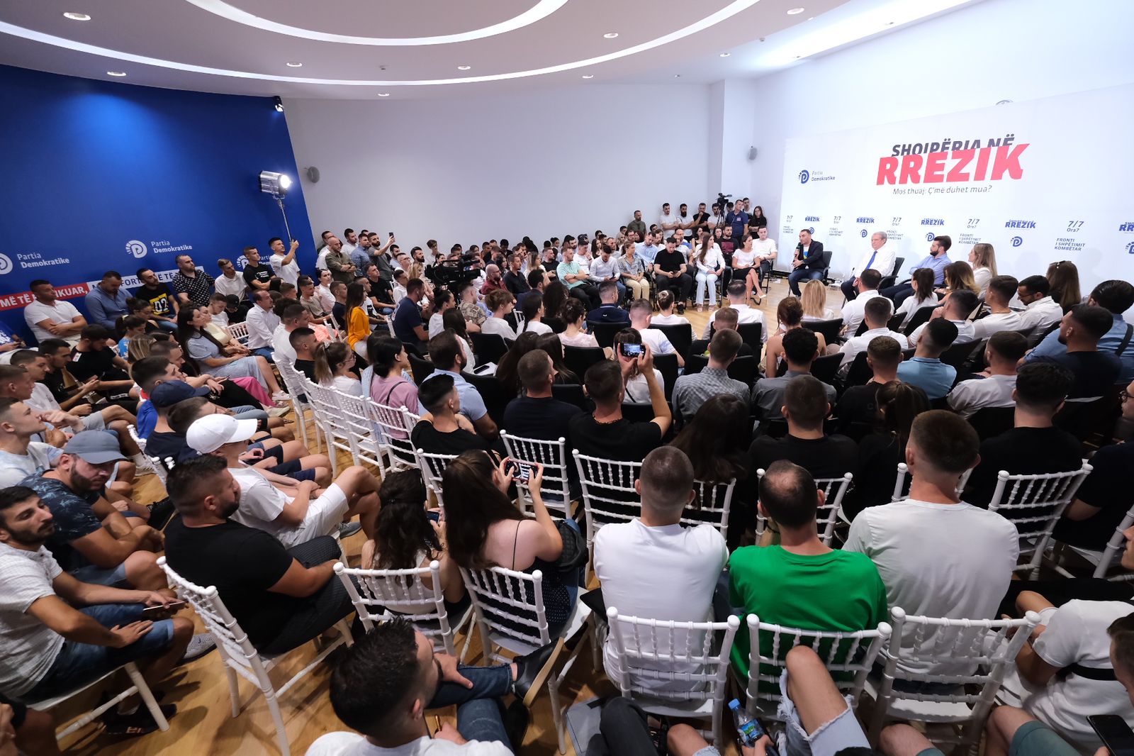 Belind Këlliçi: Në 7 korrik para Kryeministrisë, rinia do tregojë që është gjallë dhe më e fortë se kurrë!