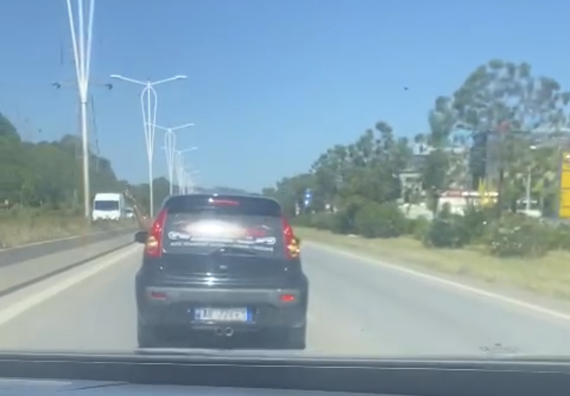 VIDEO/ 1 milionë lekë gjobë për hedhjen e mbeturinave nga makina