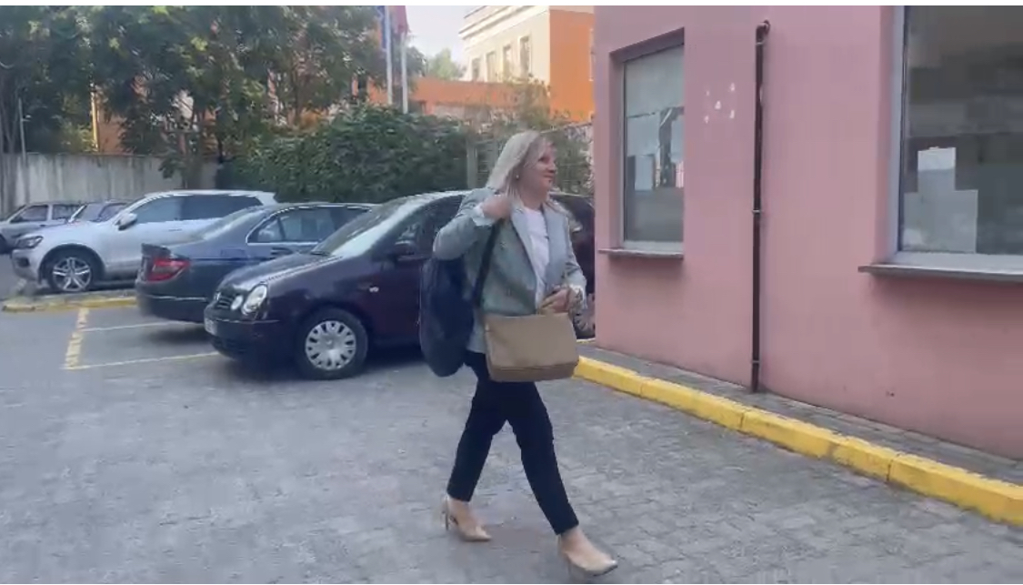 Etleda Çiftja paraqitet në SPAK, e pandehur për falsifikim