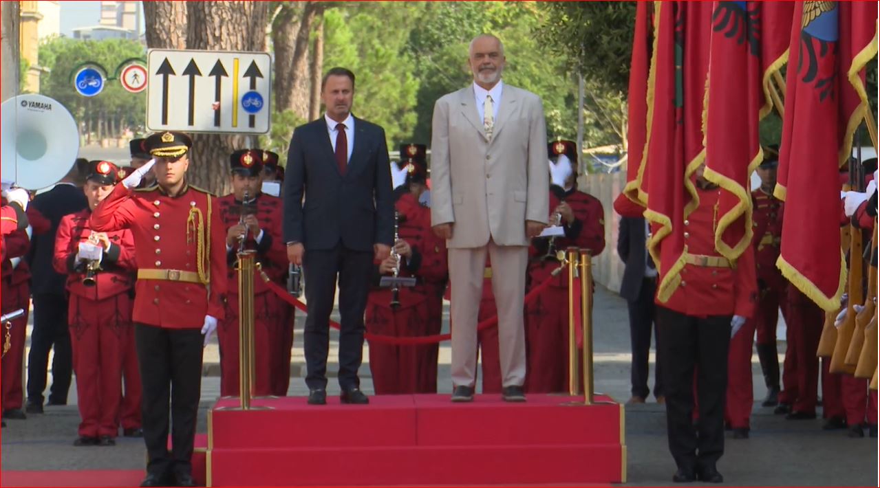 Kryeministri i Luksemburgut, Xavier Bettel në Tiranë