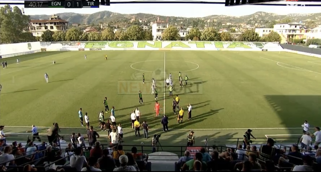 Incidenti i rëndë në ndeshje, Qefalia i Tiranës bie në fushë pa ndjenja. Çfarë ndodhi