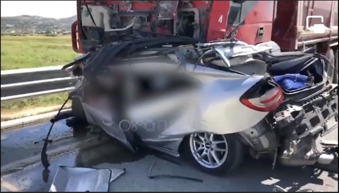 LAJMI I FUNDIT/ Aksident tragjik në Kavajë, dyshohet dy viktima, detajet e policisë