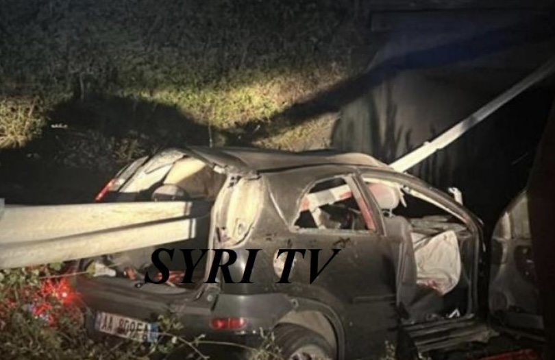 Pamjet e rënda të përplasjes, kush janë 2 të rinjtë që humbën jetën