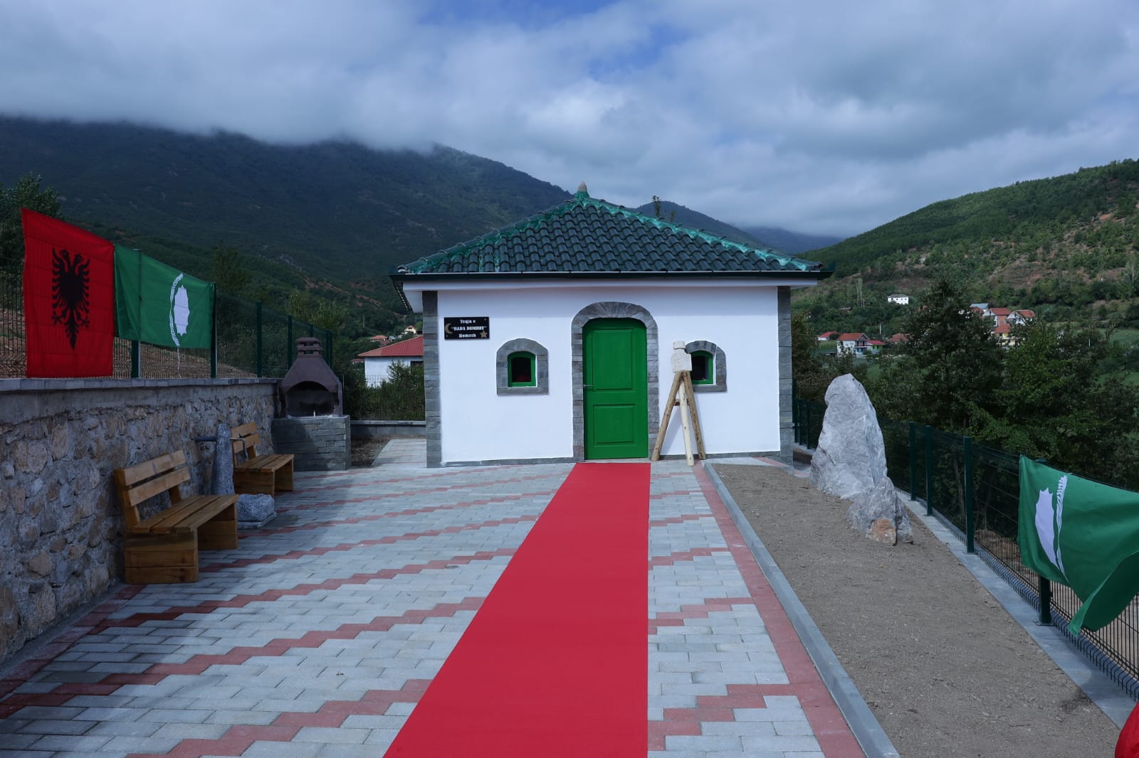 Berisha në inagurimin e teqesë së Homeshit: Të bëjmë gkithçka për ta dashur këtë vend