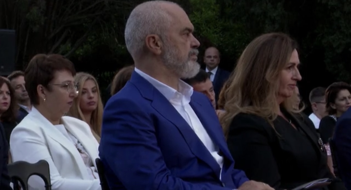 Promovohet versioni më i ri i Abetares së përbashkët Shqipëri-Kosovë