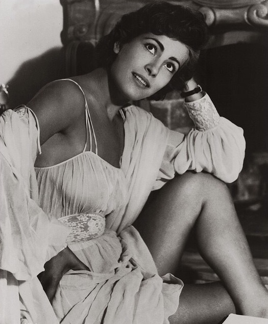 ‘Penelopa nuk pret më’. Ikën nga jeta ikona greko-shqiptare e kinemasë, Irenë Papas