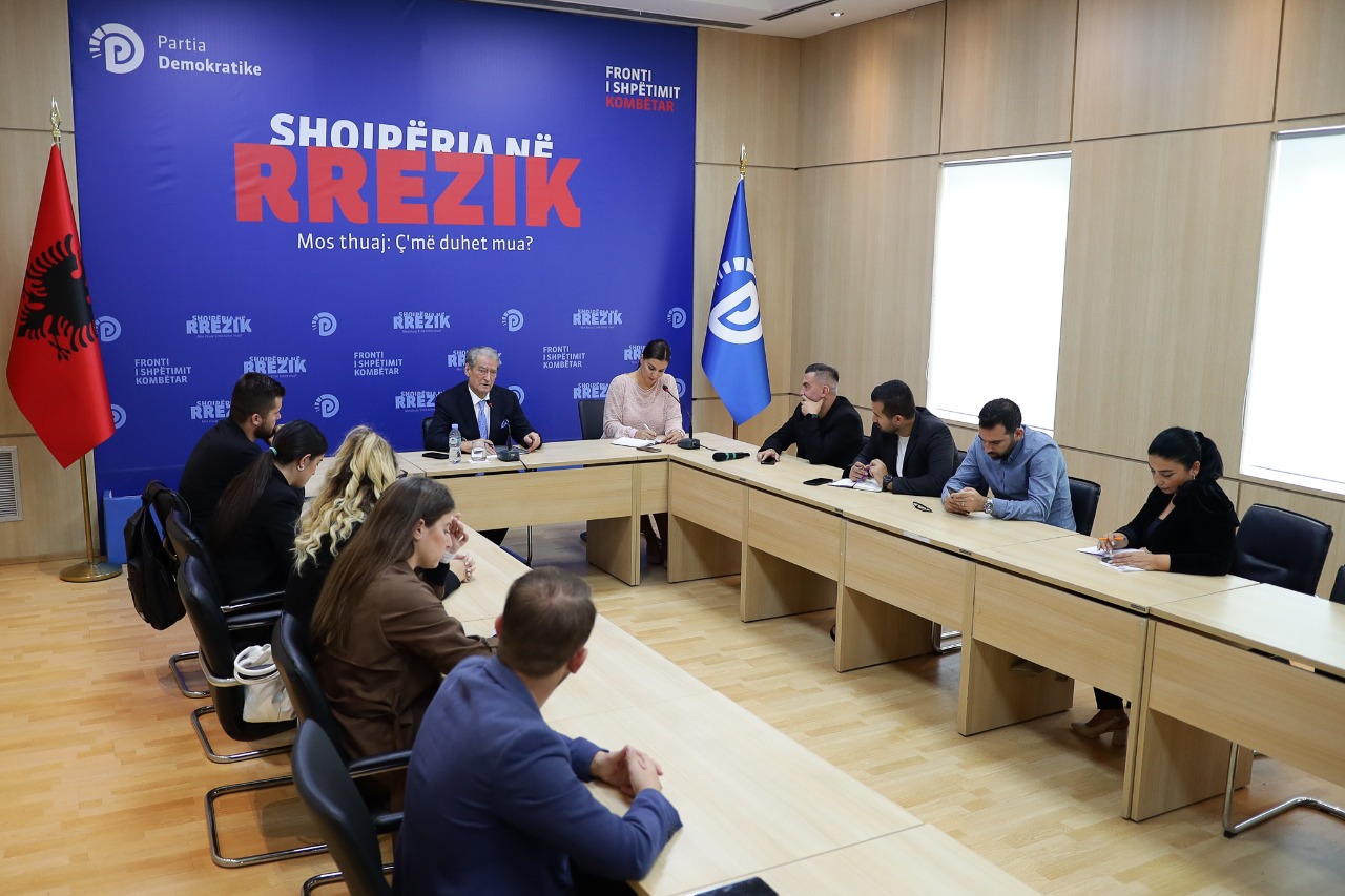 Berisha për tërheqjen e Ramës nga rritja e çmimit të energjisë: Nuk guxoi, u tërhoq, u palos!