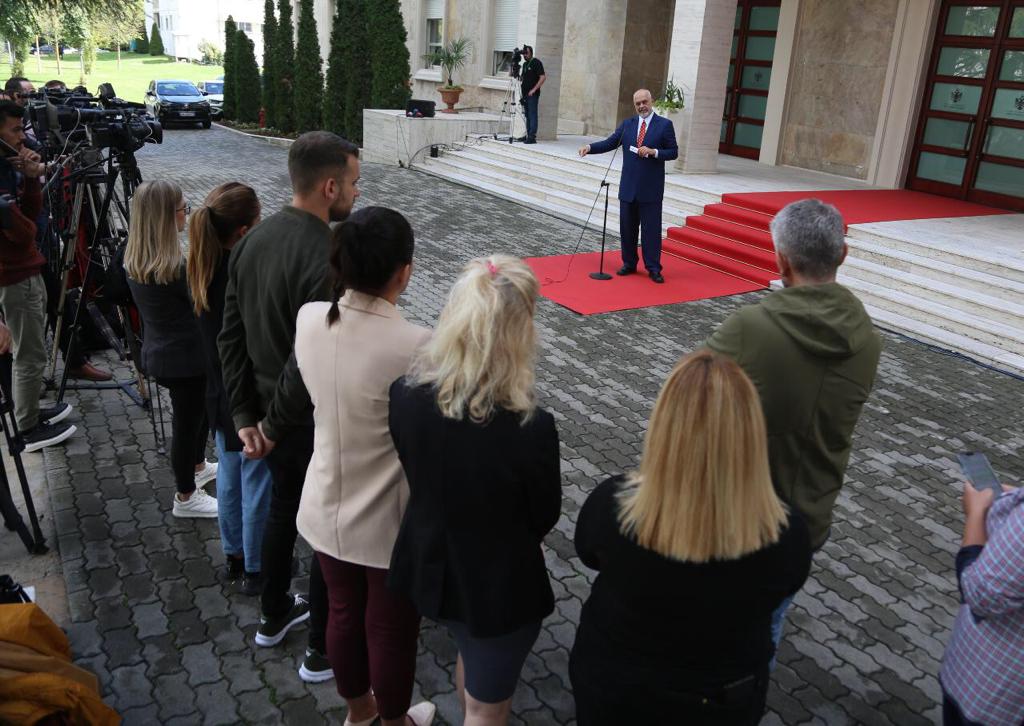 Rama refuzon sugjerimet e BE: Amnistia fiskale do të bëhet