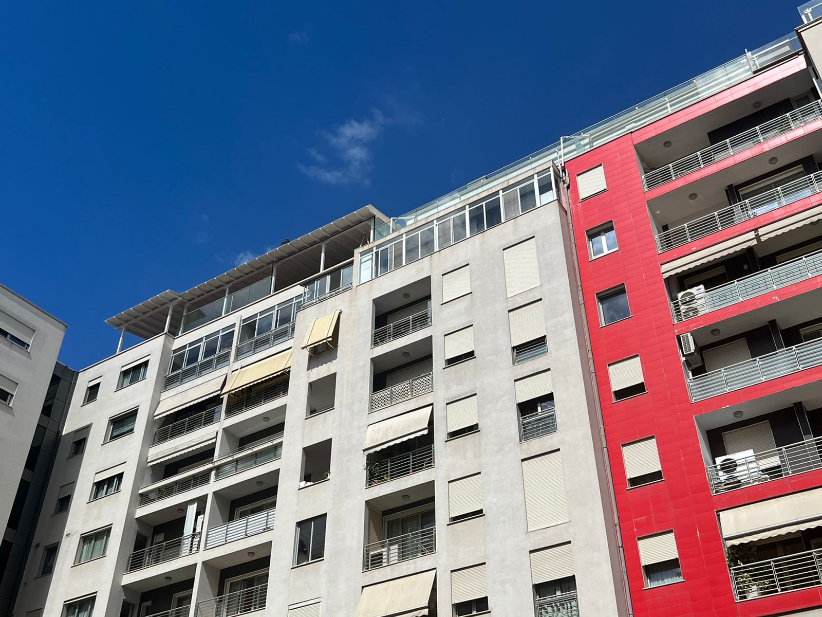 FOTO/ “Kjo është shtesa pa leje e Arben Ahmetajt”!