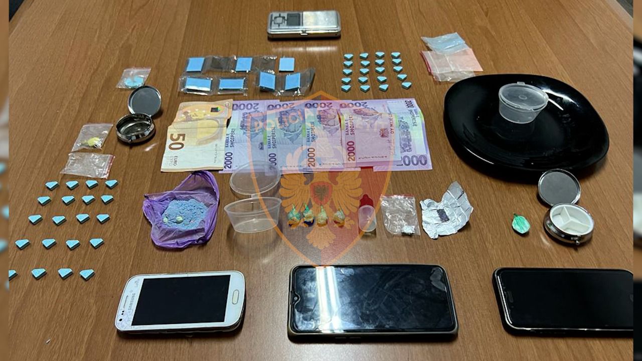 Koktejl drogash në shtëpi, kapet ‘shitësi’ i Brrylit në Tiranë