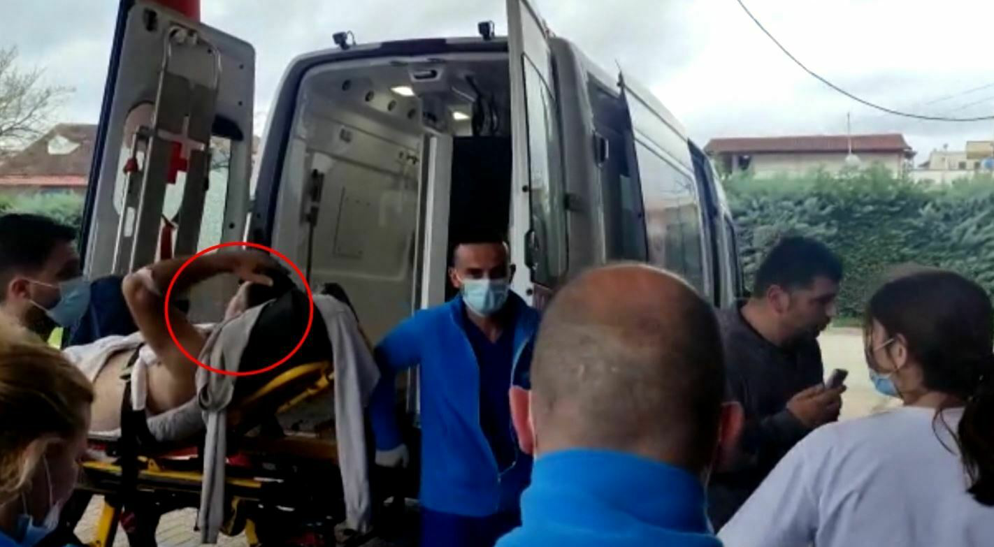 Lirohet nga burgu ish kreu i njësisë së Kallmetit në Lezhë, si ndodhi plagosja