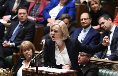 Kryeministrja britanike Liz Truss jep dorëheqjen, udhëheqja britanike në kolaps