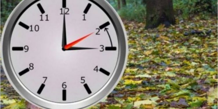 Ndërron ora, kur ndodh dhe cili është përfitimi i parë