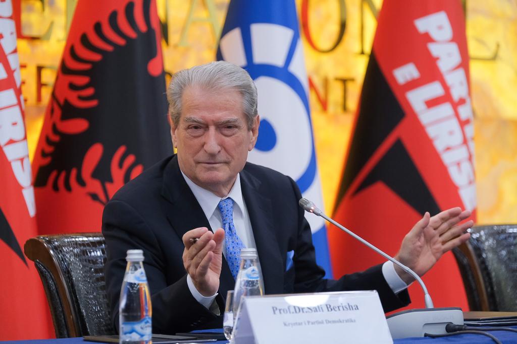 Këlliçi në garë, ja si e vlerëson Berisha