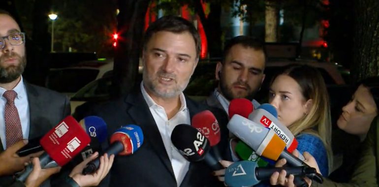 Cfarë u diskutua per bashkimin mes deputetëve të tjerë në PD, flasin Alibeaj, Bardhi, Korreshi dhe Duma