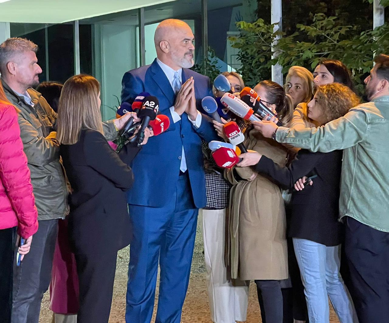 Rama pas mbledhjes së kryesisë, çfarë u diskutua për zgjedhjet lokale. Kryeministri komenton protestën