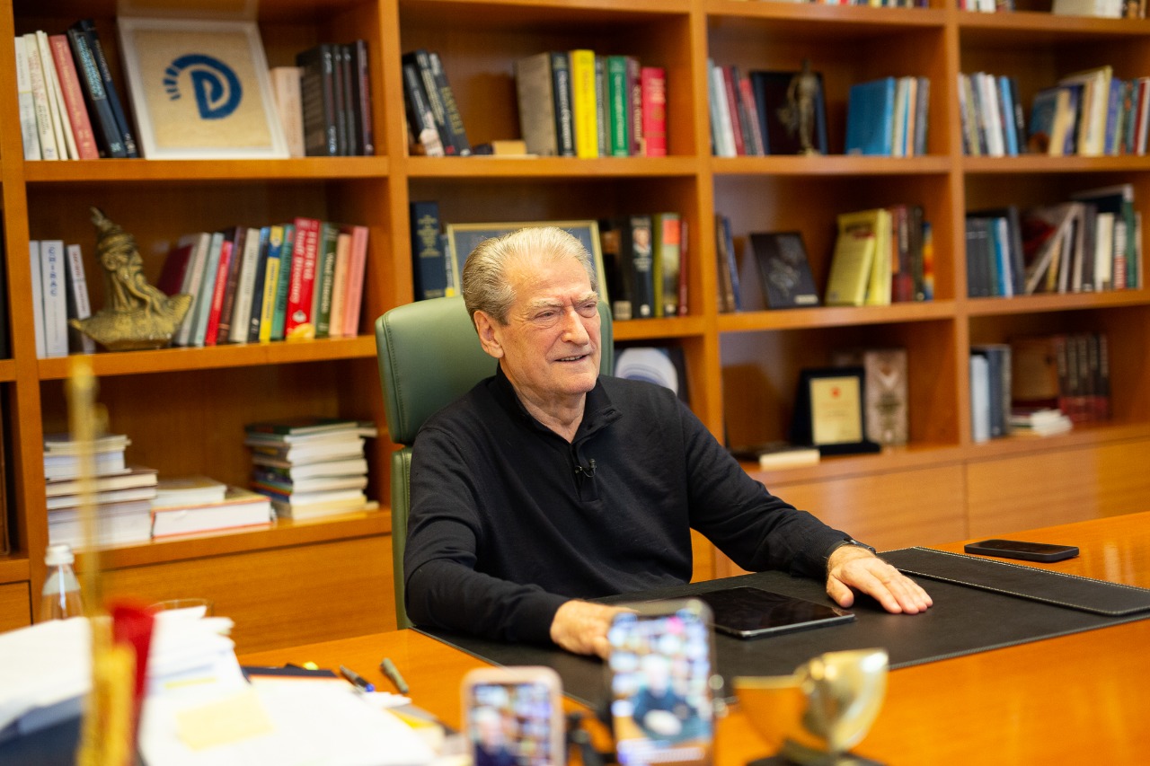 Berisha: Data 12 nëntor, ora 16:00 është ora e shqiptarëve