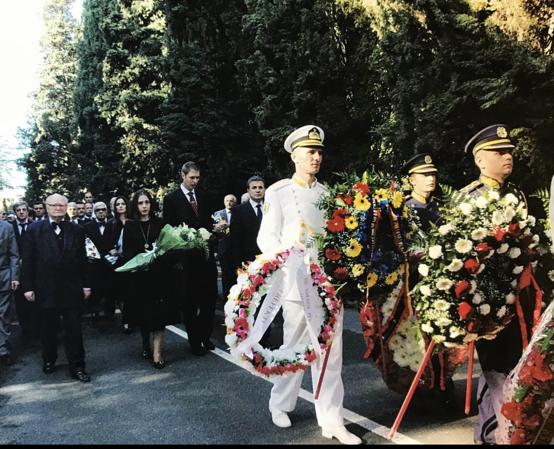 EKREM SPAHIU/ 10 vjet nga kthimi i eshtrave të Mbretit Zog në atdhe, shteti korrigjoi një padrejtësi historike