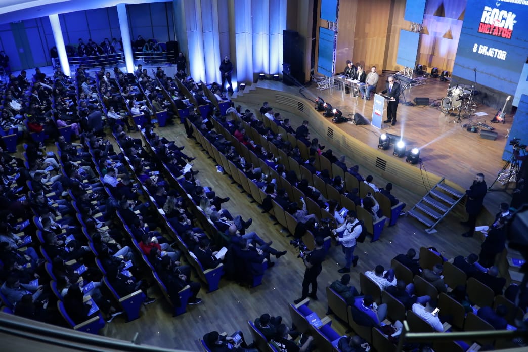 EMRAT/ Zgjidhen 150 anëtarët e rinj të Këshillit Kombëtar të FRPD