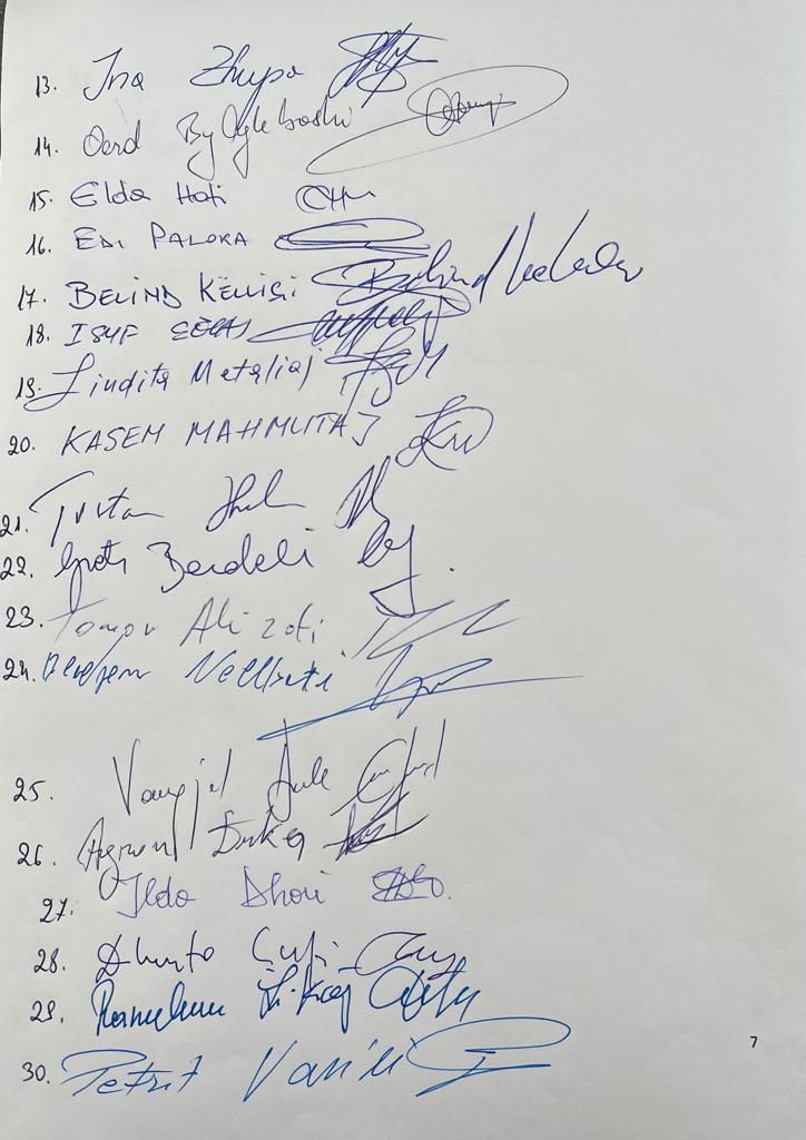 PD, kerkesë për hetim parlamentar për udhëtimet me çarter të Ramës