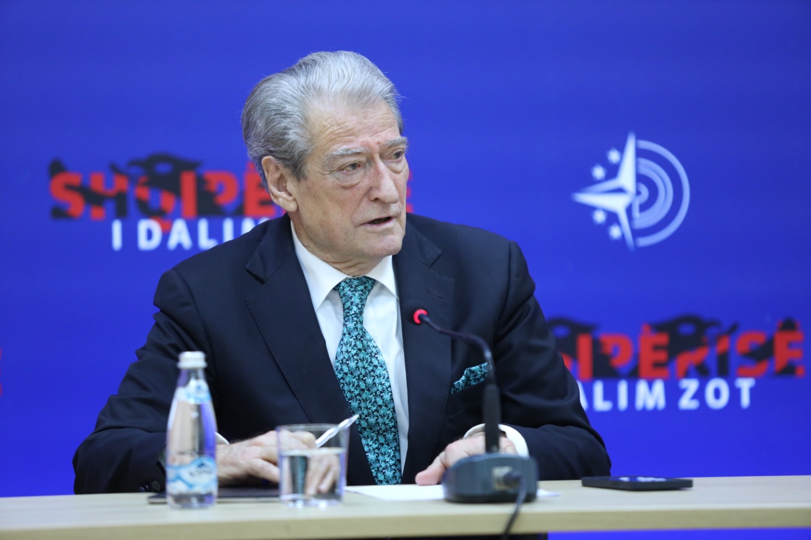 “Pas rrëzimit të Dvoranit e ka rradhën Vali Bizhga”