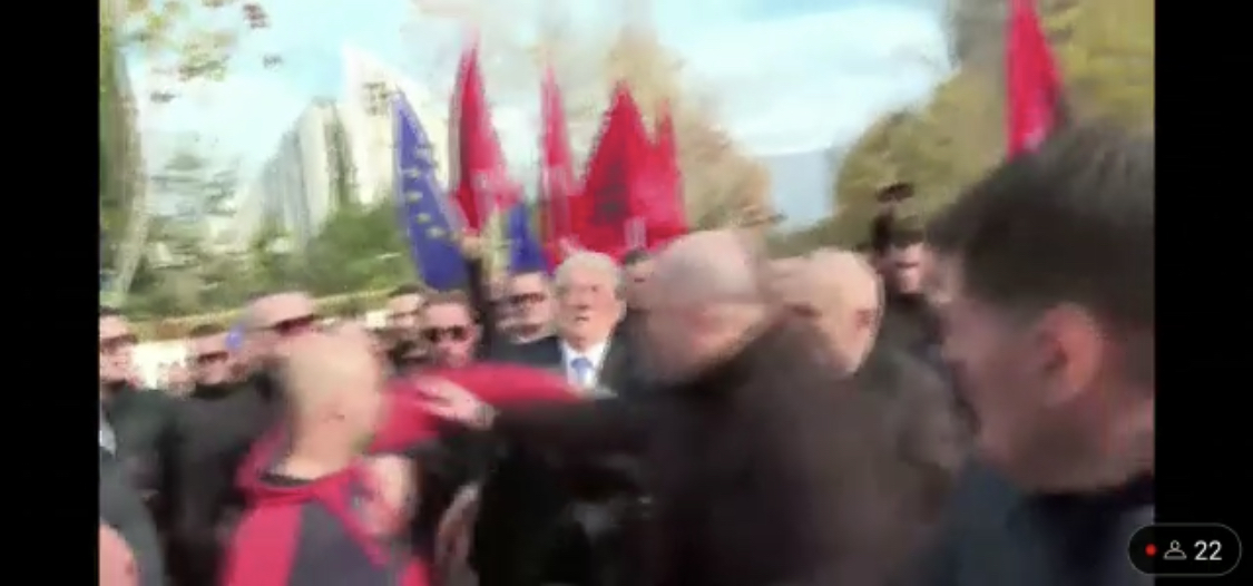 VIDEO/ Momenti i goditjes së Berishës, a është qeveria pas incidentit të rëndë