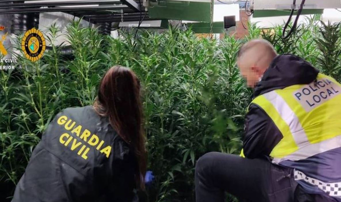 Kapet çifti me apartamente bari në Spanjë, korruptuan elektricistët