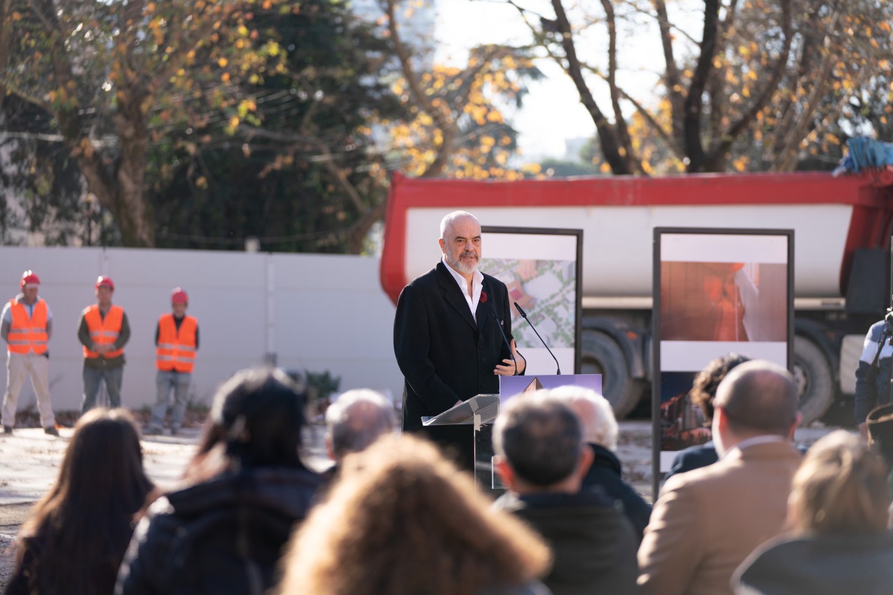 Nis ndërtimi i Teatrit të ri Kombëtar në thyerje të vendimit të Kushtetutës