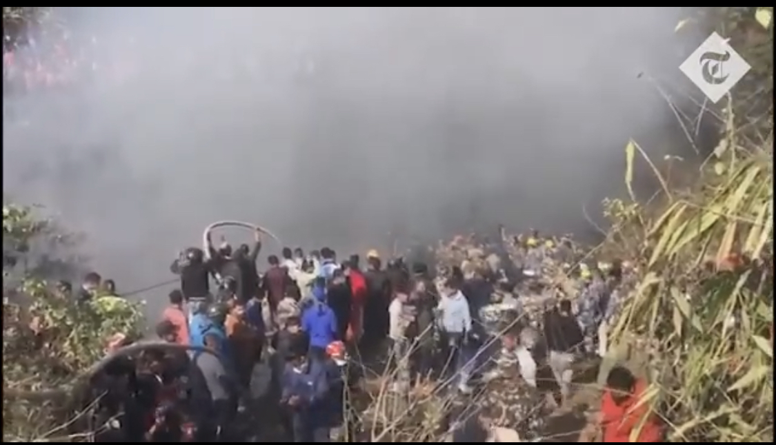 VODEO/ Dalin pamjet çfarë ndodhi me avionin pak sekonda para rrëzimit