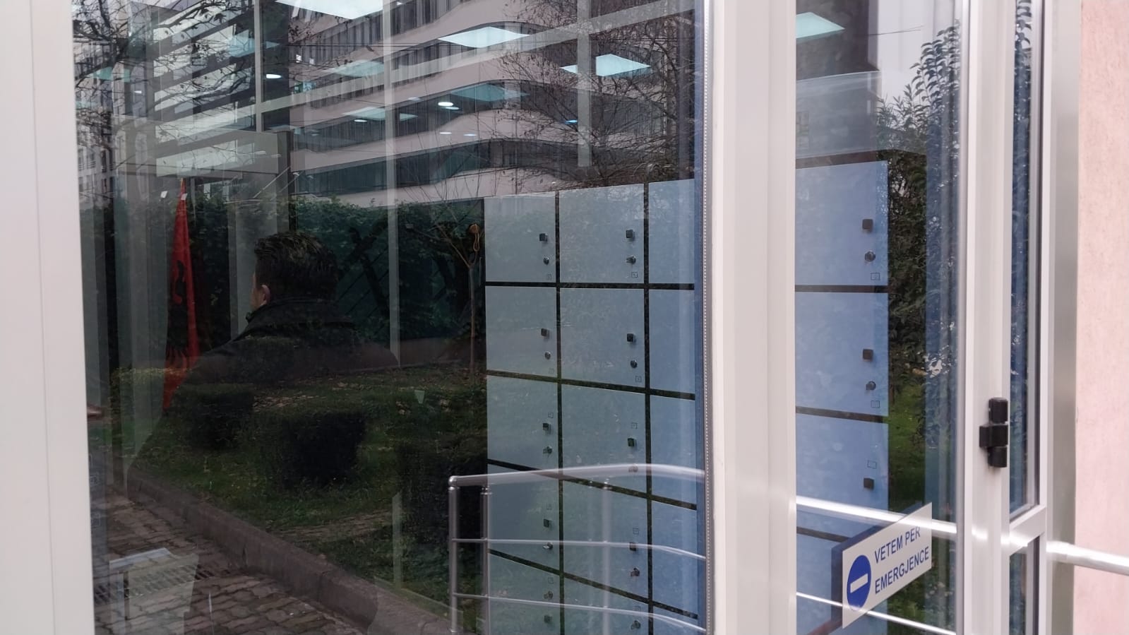 Ish kryetari i Kavajës, Elvis Rroshi paraqitet në SPAK