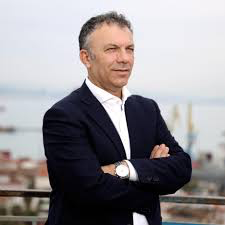 “Igli Cara kryeson sondazhet në Durrës”