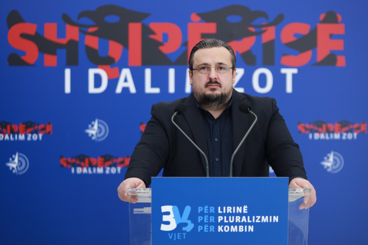 Ekonomia shqiptare nuk njeh rritje, po pastrohen paratë e pista në sektorin e ndërtimit