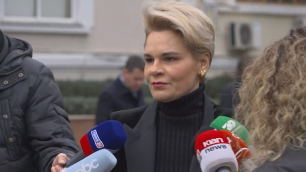 Kryemadhi: Ndërkombëtarët të shprehen për skandalin e Ramës