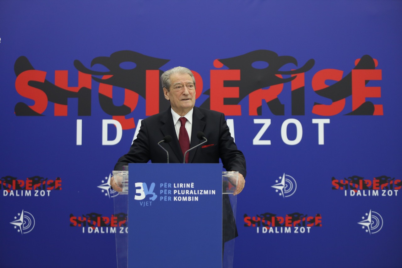 Berisha: SHBA kërkoi të hetoheshin organizatorët e dhunës më 21 janar, Rama ka përgjegjësi penale